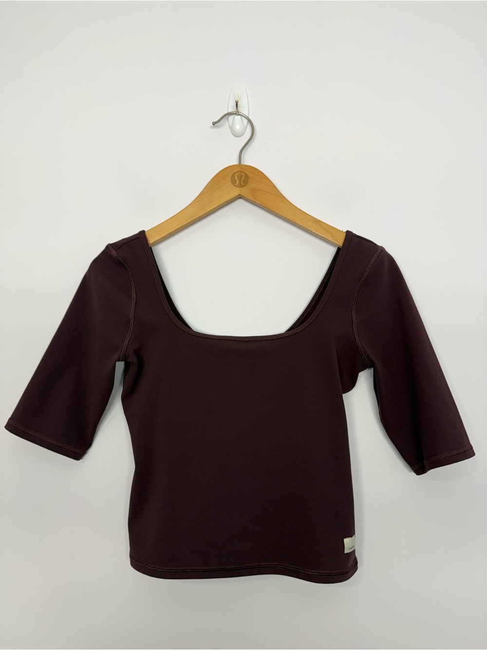 Vuori Lux Rib Avant Top Ruby? Size Small Dark Burgundy